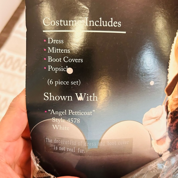 Eskimo Women’s Halloween Costume - Picture 5 of 7